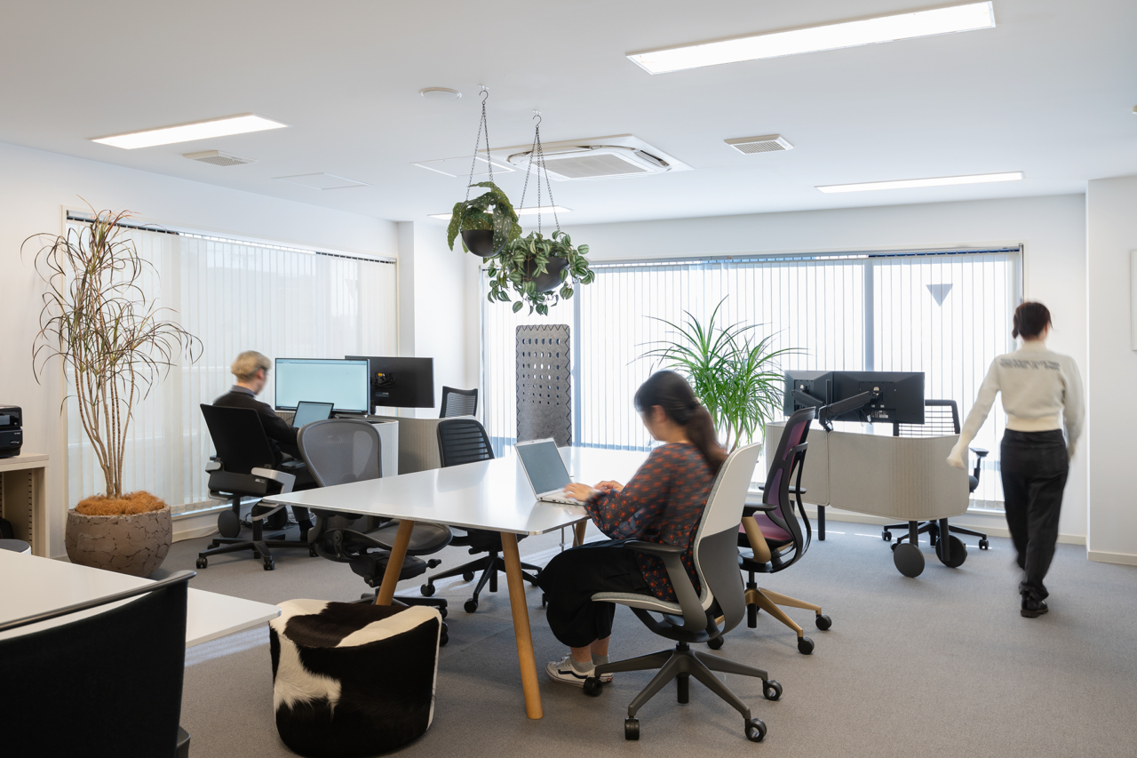 株式会社ミダス