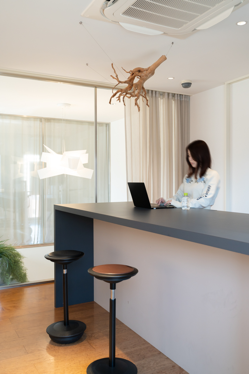 株式会社ミダス